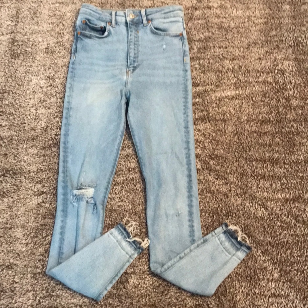 Zara Woman Light Wash High Rise Skinny Jeans